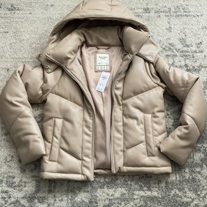 Abercrombie size small new with tags puffer jacket